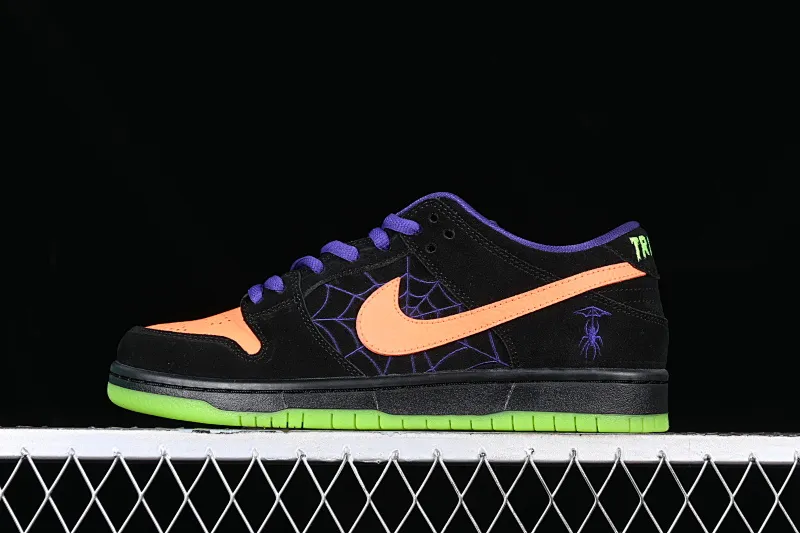 All categories Nk SB Dunk series Nk SB Dunk Low low-top skate shoes Nk SB Dunk Low Night of Mischief Halloween theme low-top skate shoes BQ6817-006
